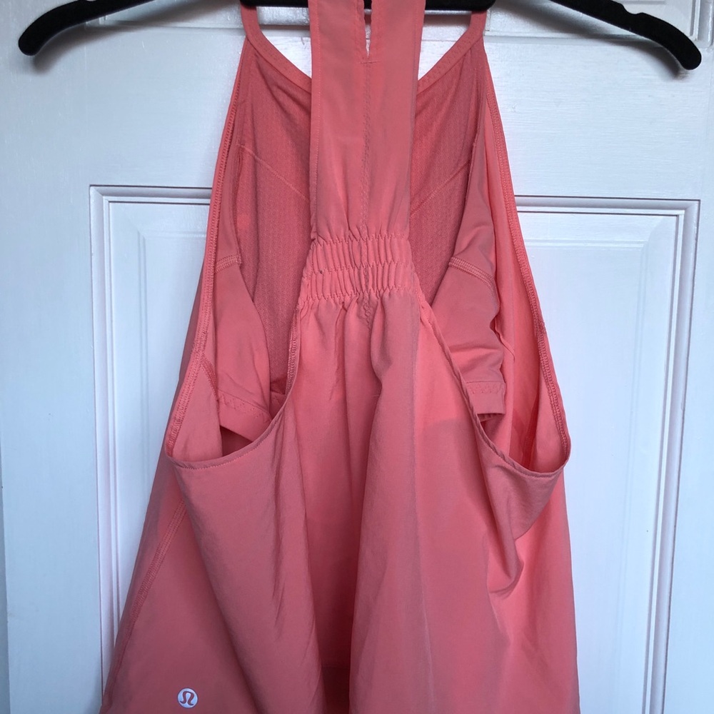 LULULEMON HALTER TANK TOP BUILT IN BRA